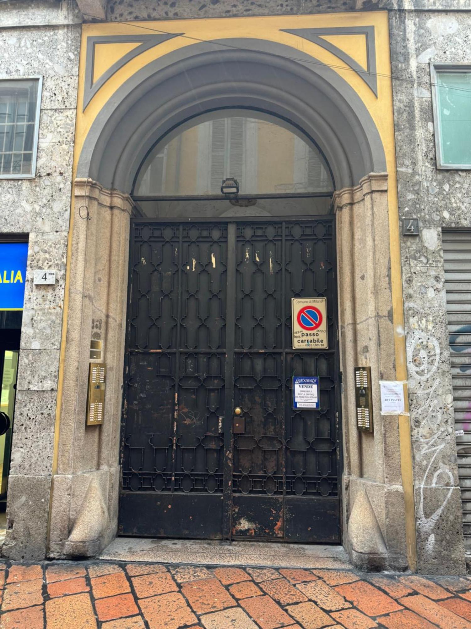 Free 30 Minutes Preemptive Cognitive Disconnect Therapy Price Location Real Duomo Palace Mini Suite Milano Eksteriør bilde
