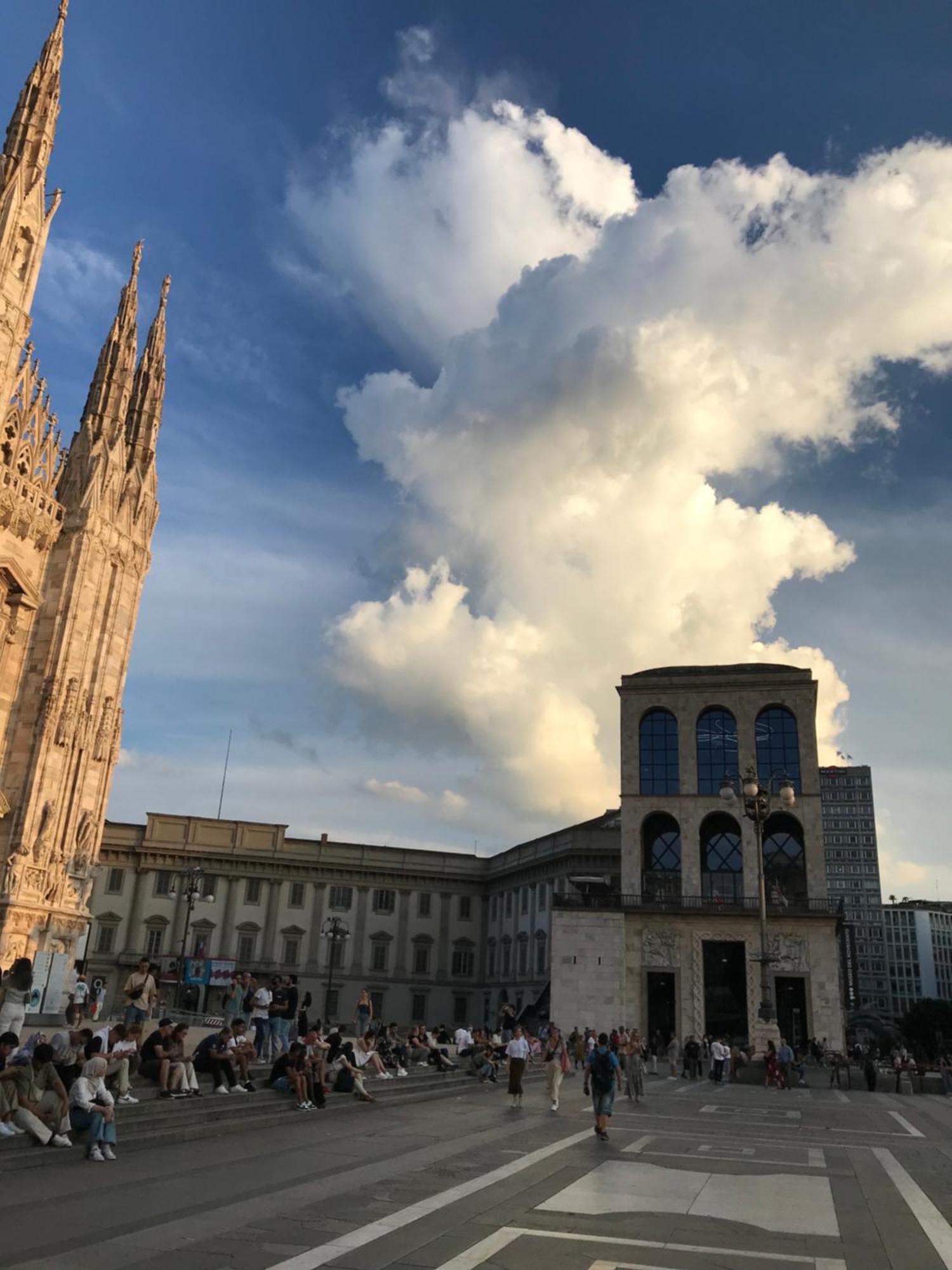 Free 30 Minutes Preemptive Cognitive Disconnect Therapy Price Location Real Duomo Palace Mini Suite Milano Eksteriør bilde